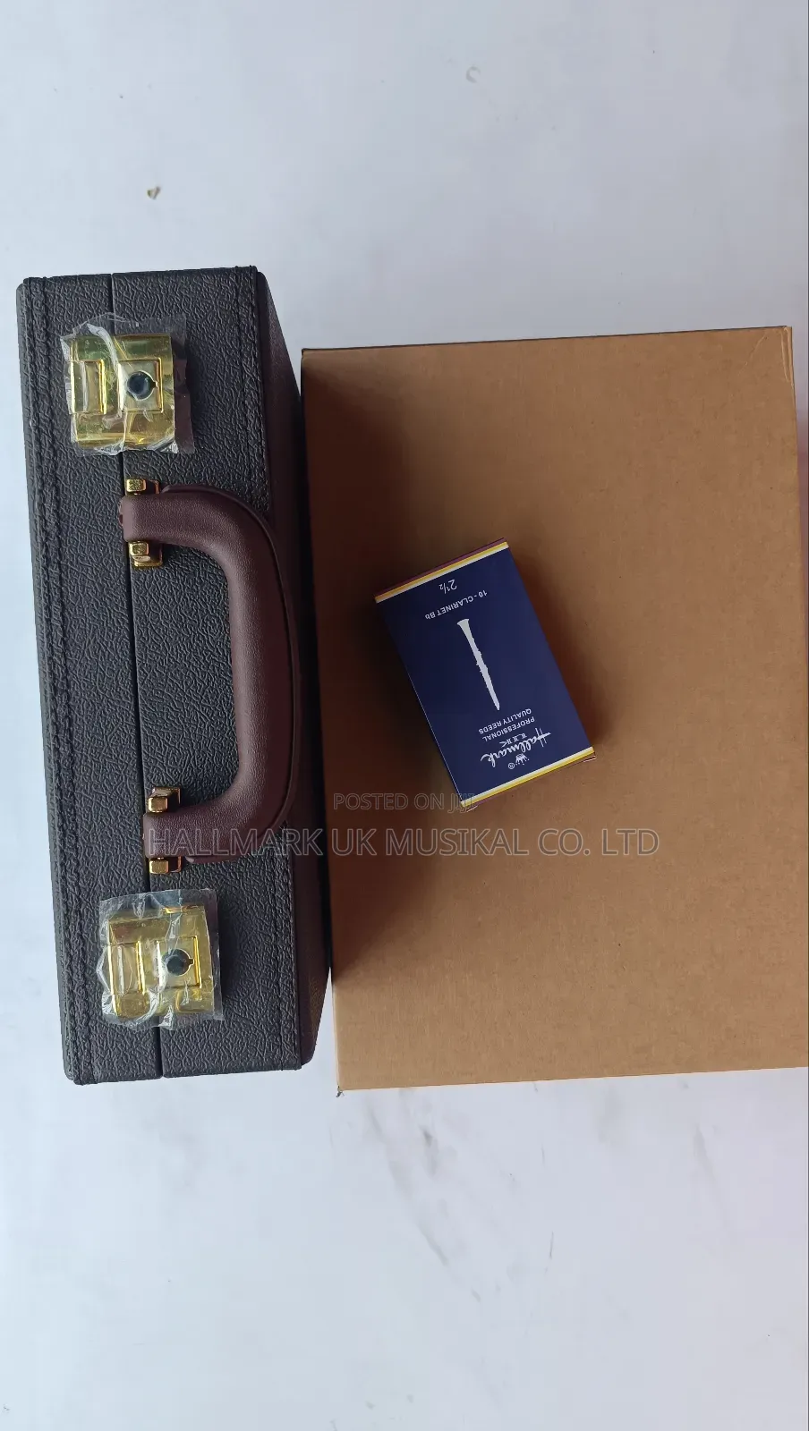Hallmark UK Rosé Wood Clarinet