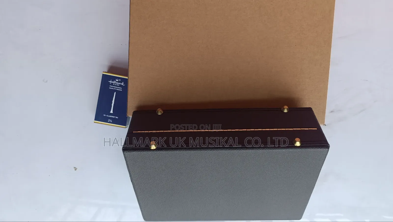 Hallmark UK Rosé Wood Clarinet