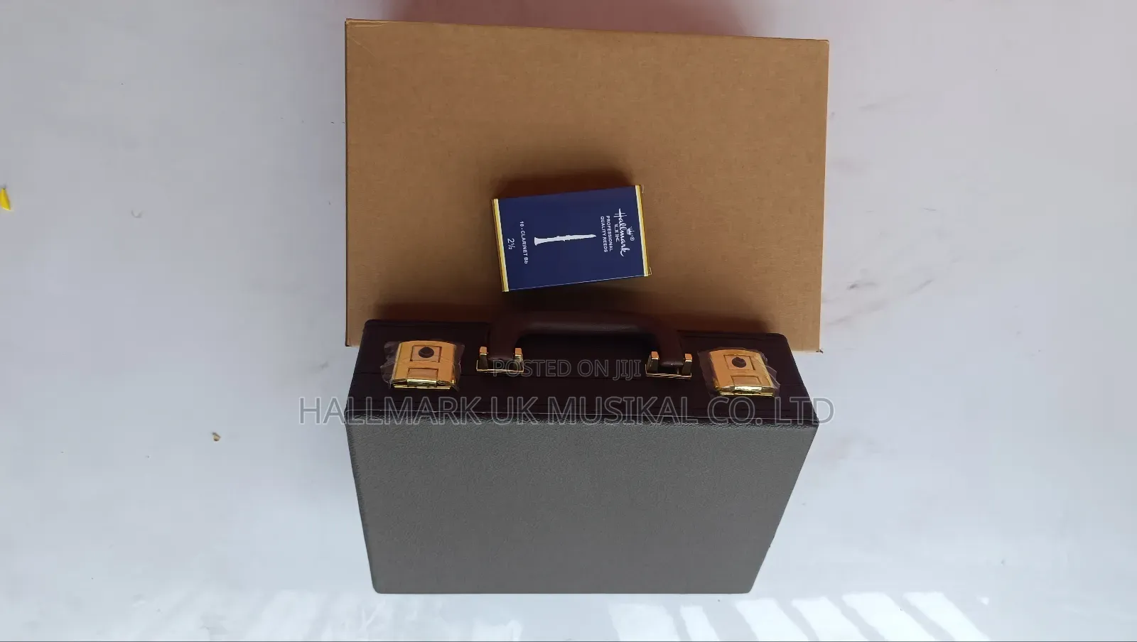 Hallmark UK Rosé Wood Clarinet