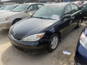 Toyota Camry LE V6 4dr Sedan (3.0L 6cyl 5A) 2004 Black