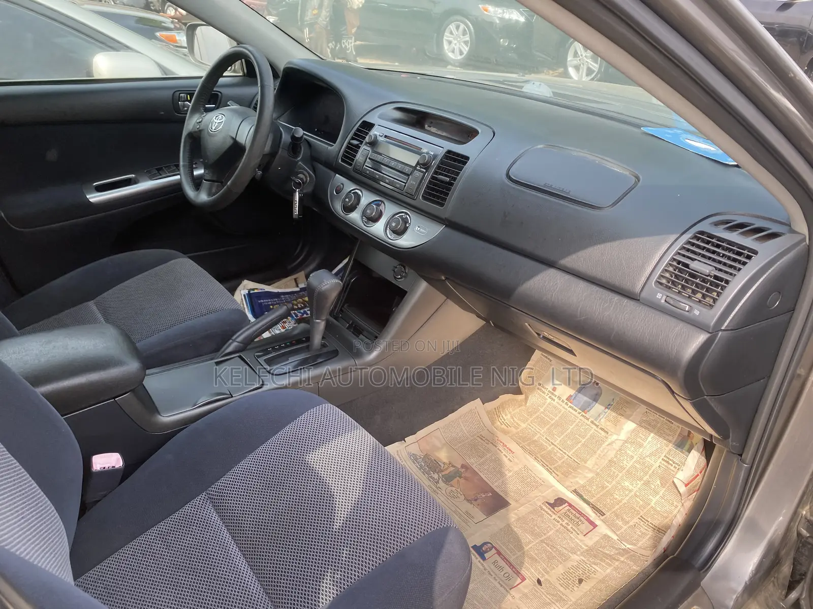 Toyota Camry 2005 Gray