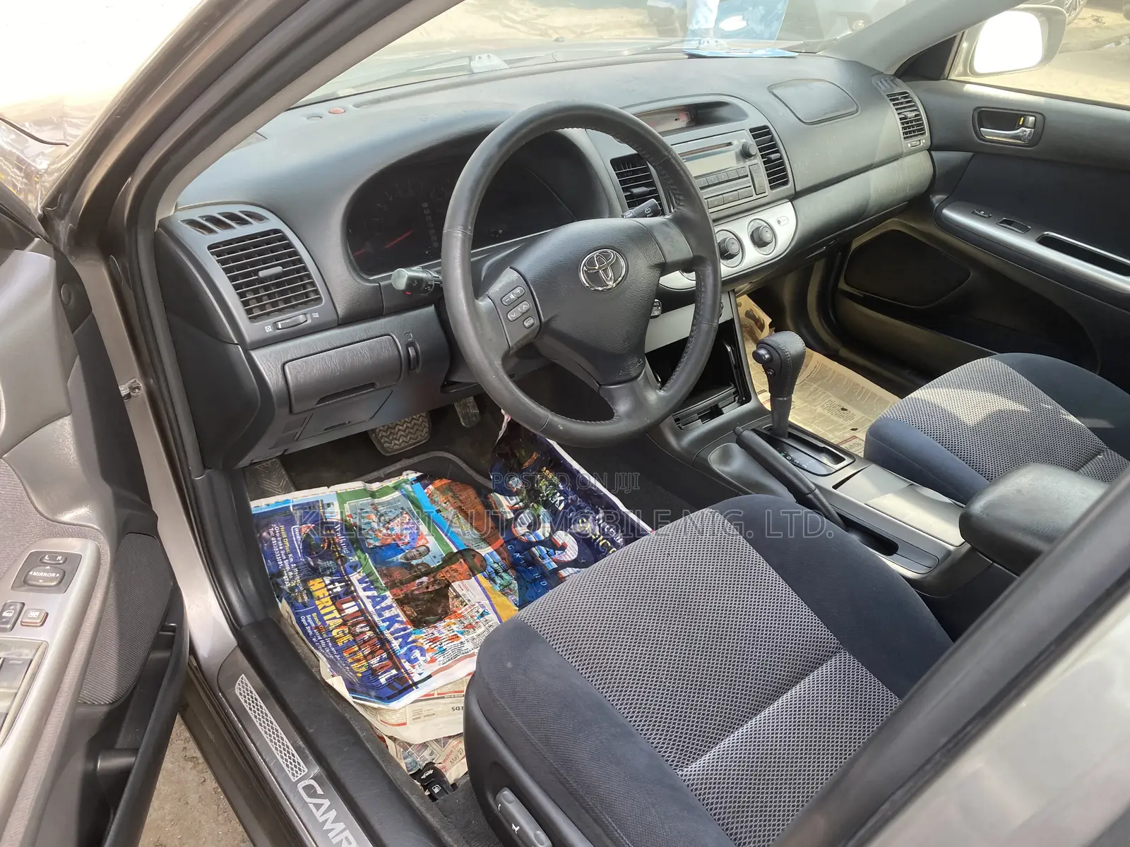 Toyota Camry 2005 Gray