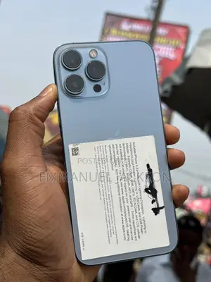 Photo - Apple iPhone 13 Pro Max 128 GB Blue