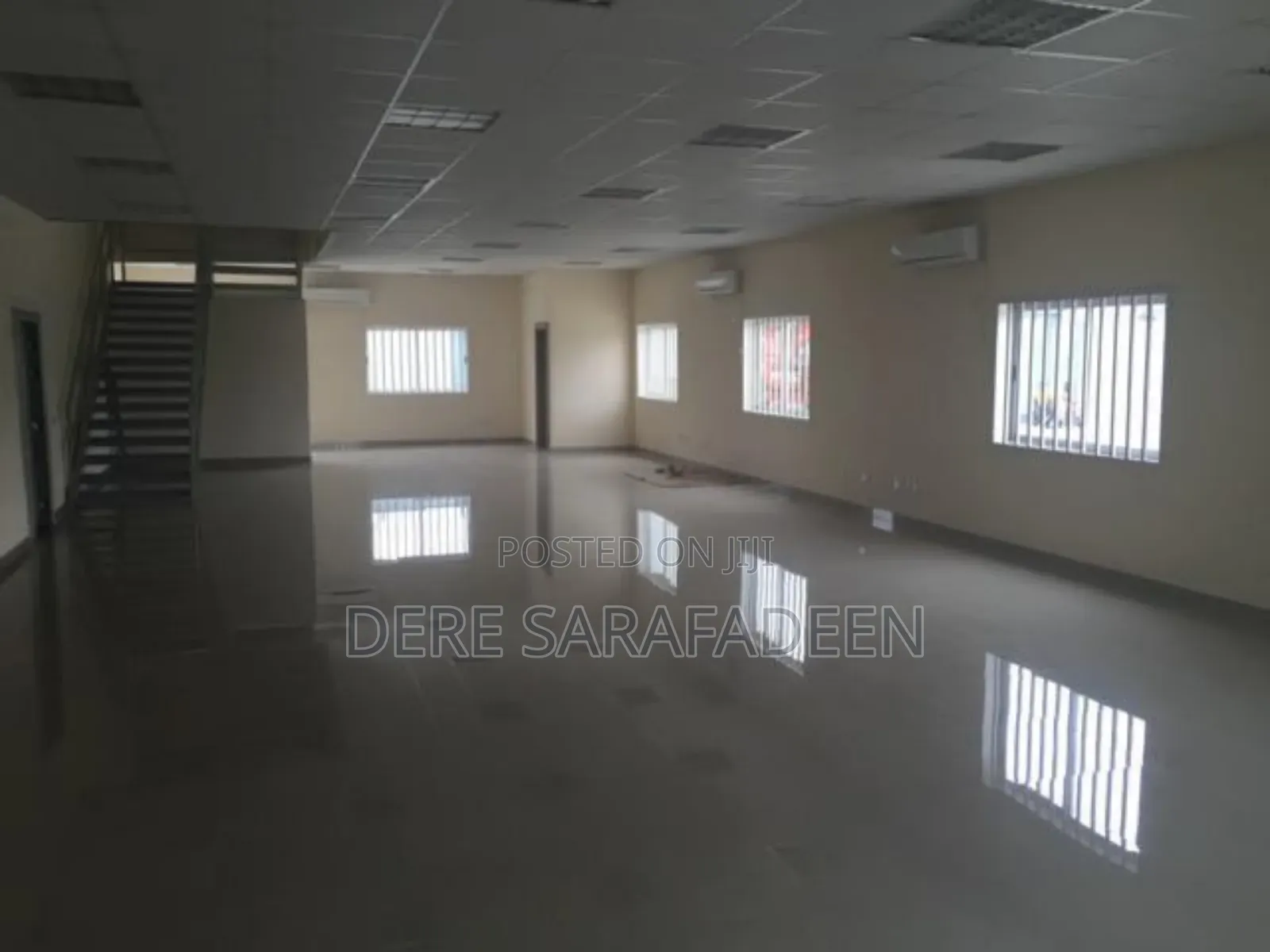 Modern Warehouse With 4nos Bays