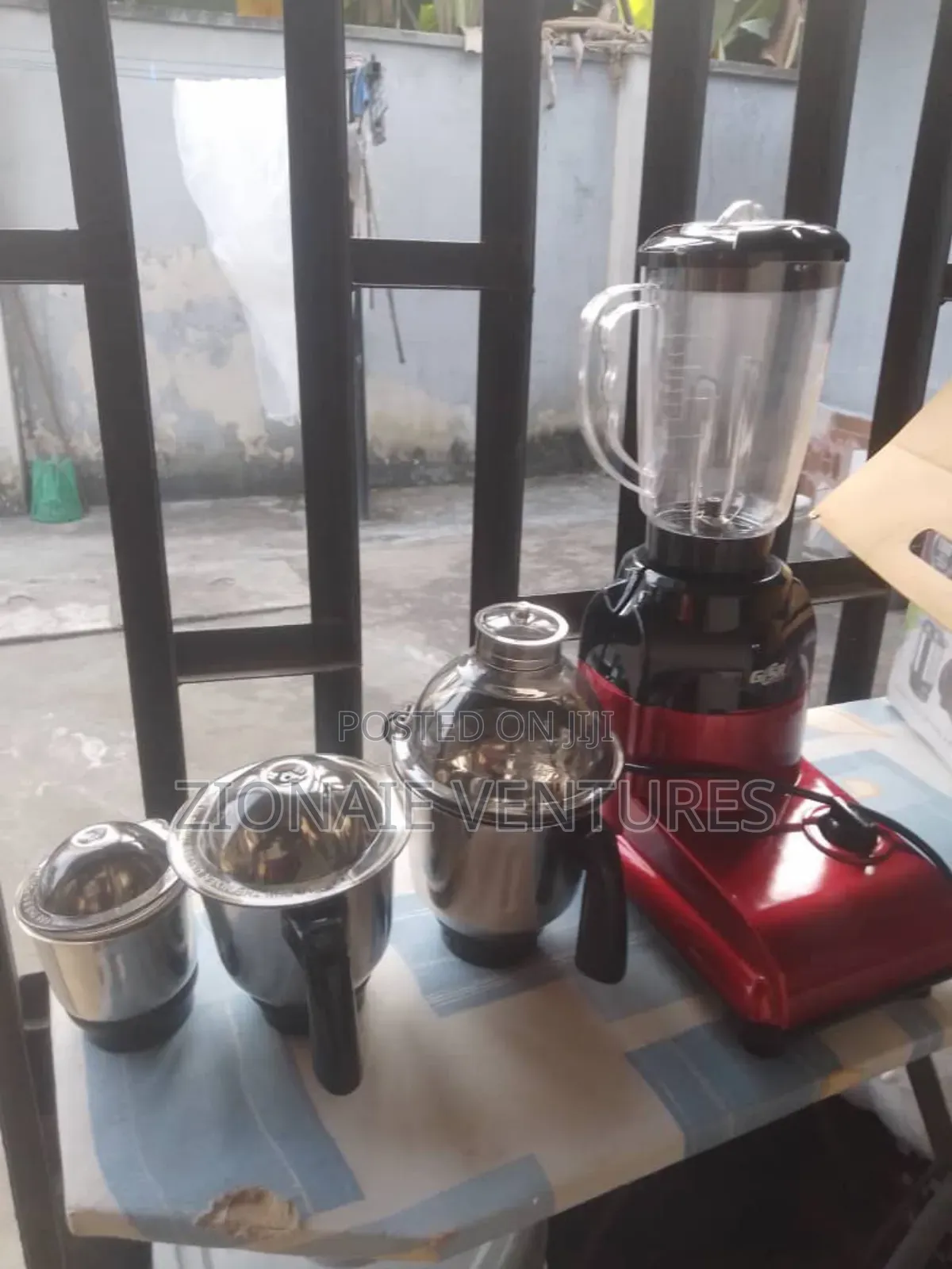Metallic 4 Cups Blender/Grinder