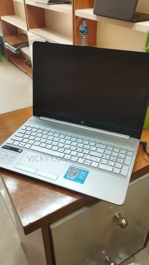 Laptop HP Pavilion Gaming Laptop 15-Dk2xxx 8GB Intel Core I3 SSD 256GB