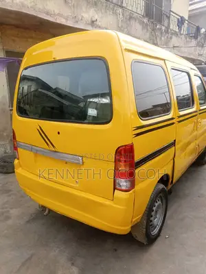 Suzuki Every 2007 Yellow