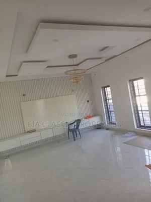 2bdrm Block of Flats in Near Godab, Life Camp for rent
