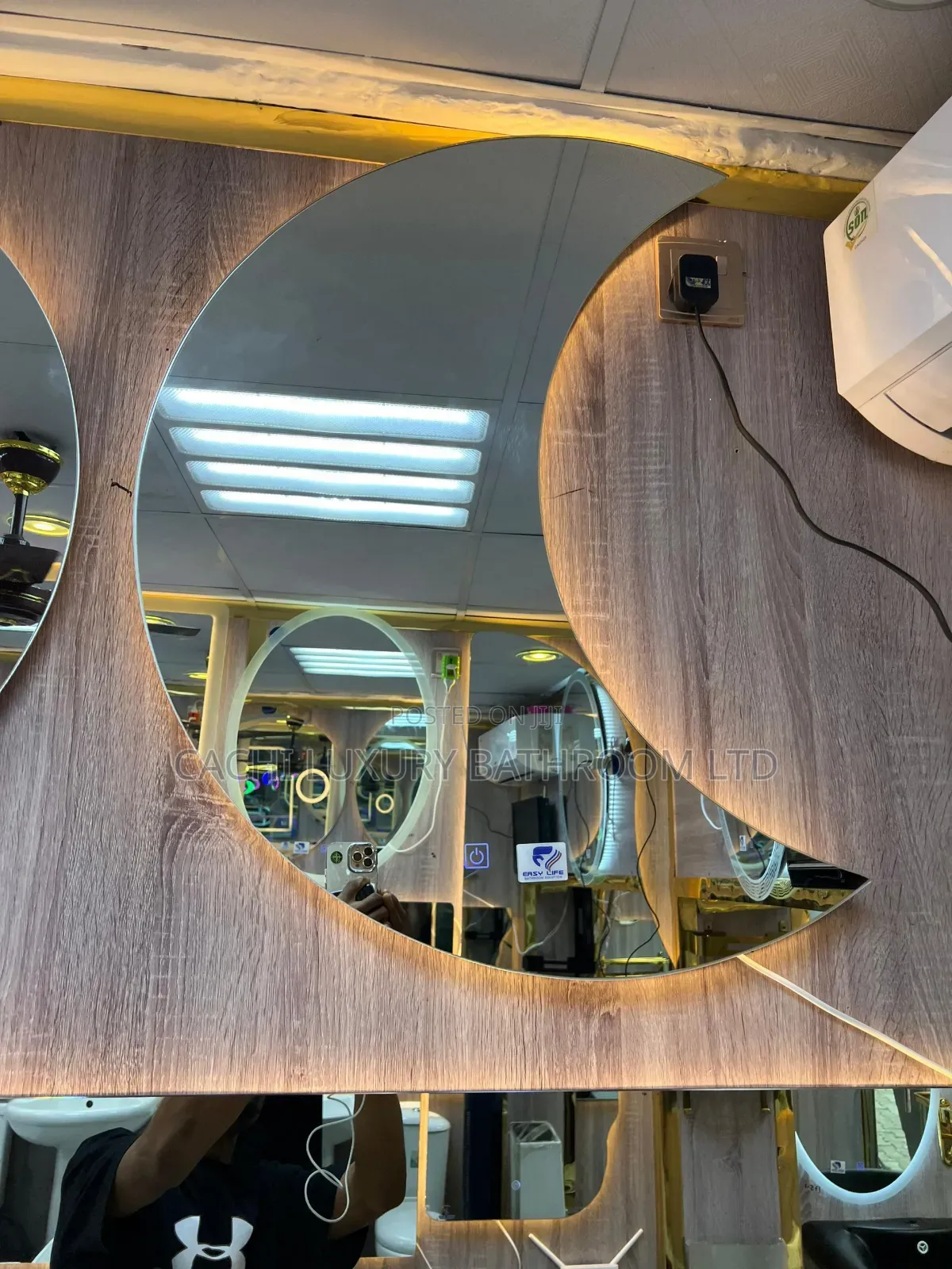 Moon Light Mirror