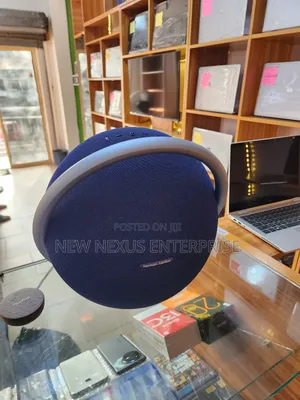 Onyx Studio 8