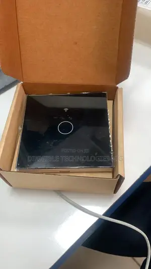 Photo - Moes Wifi Smart Switch 1 Gang