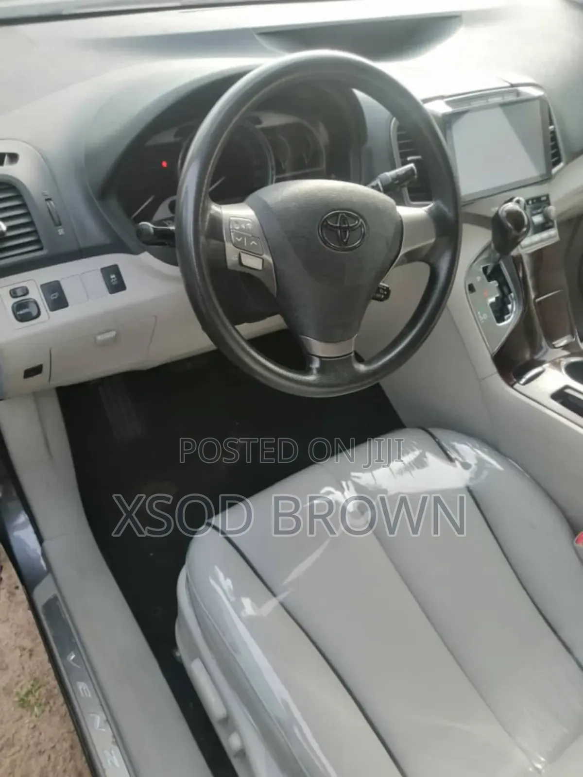 Toyota Venza V6 2009 Gray