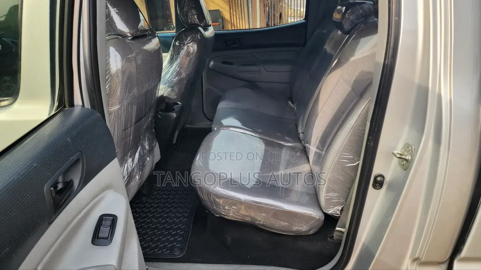 Toyota Tacoma 2012 Silver
