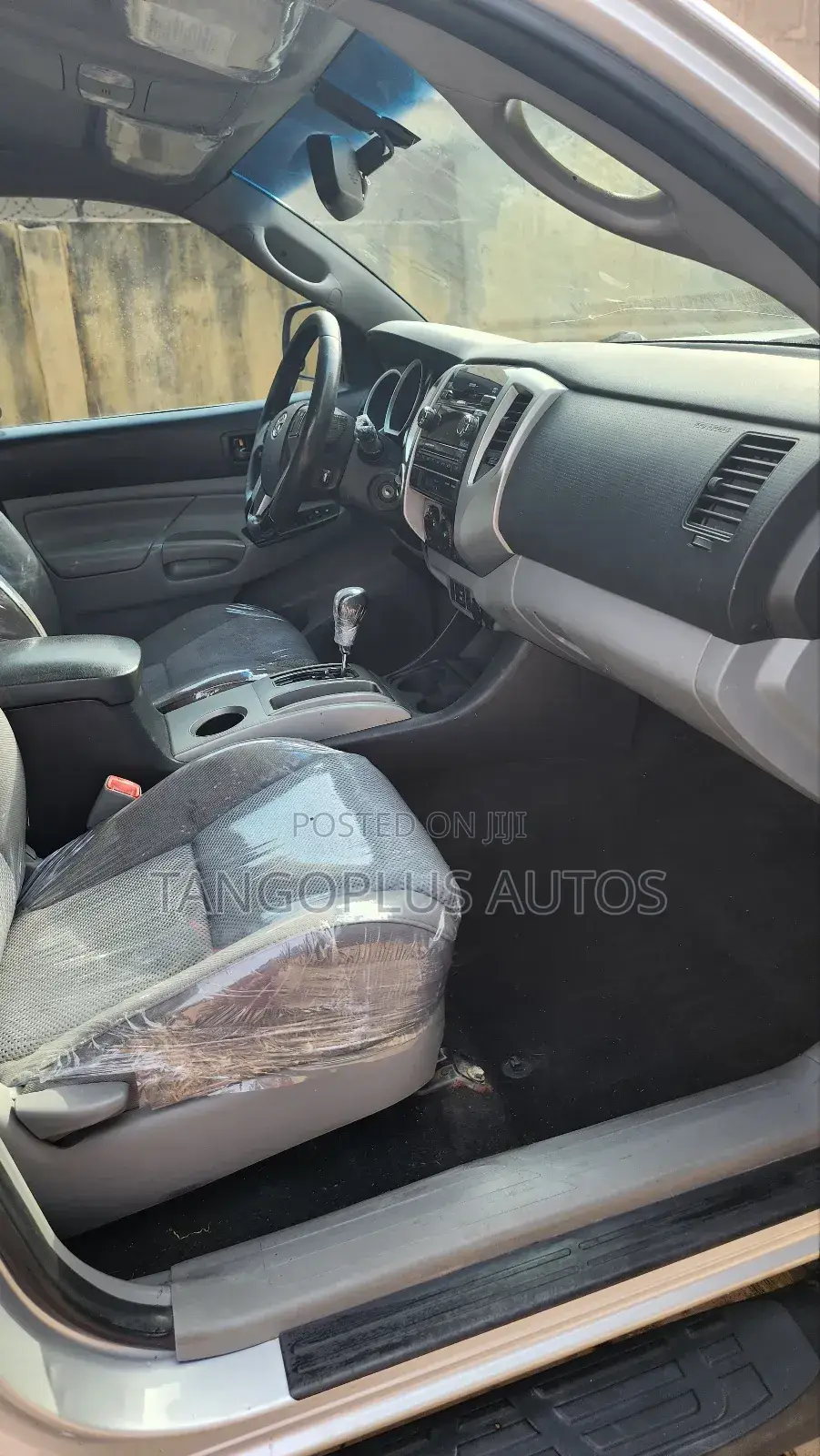 Toyota Tacoma 2012 Silver