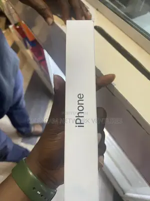 New Apple iPhone 16 Pro Max 1 TB Black