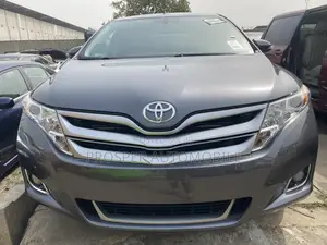 Photo - Toyota Venza 2014 Gray