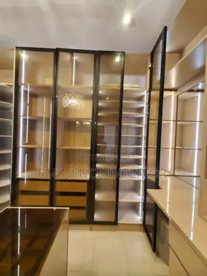 Walk in Closet