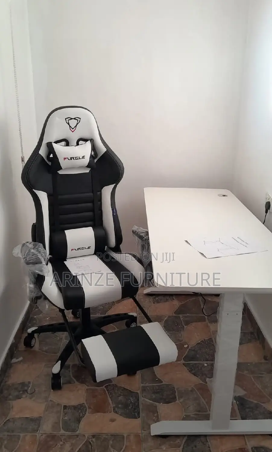 Executive Gaming Table and Chair