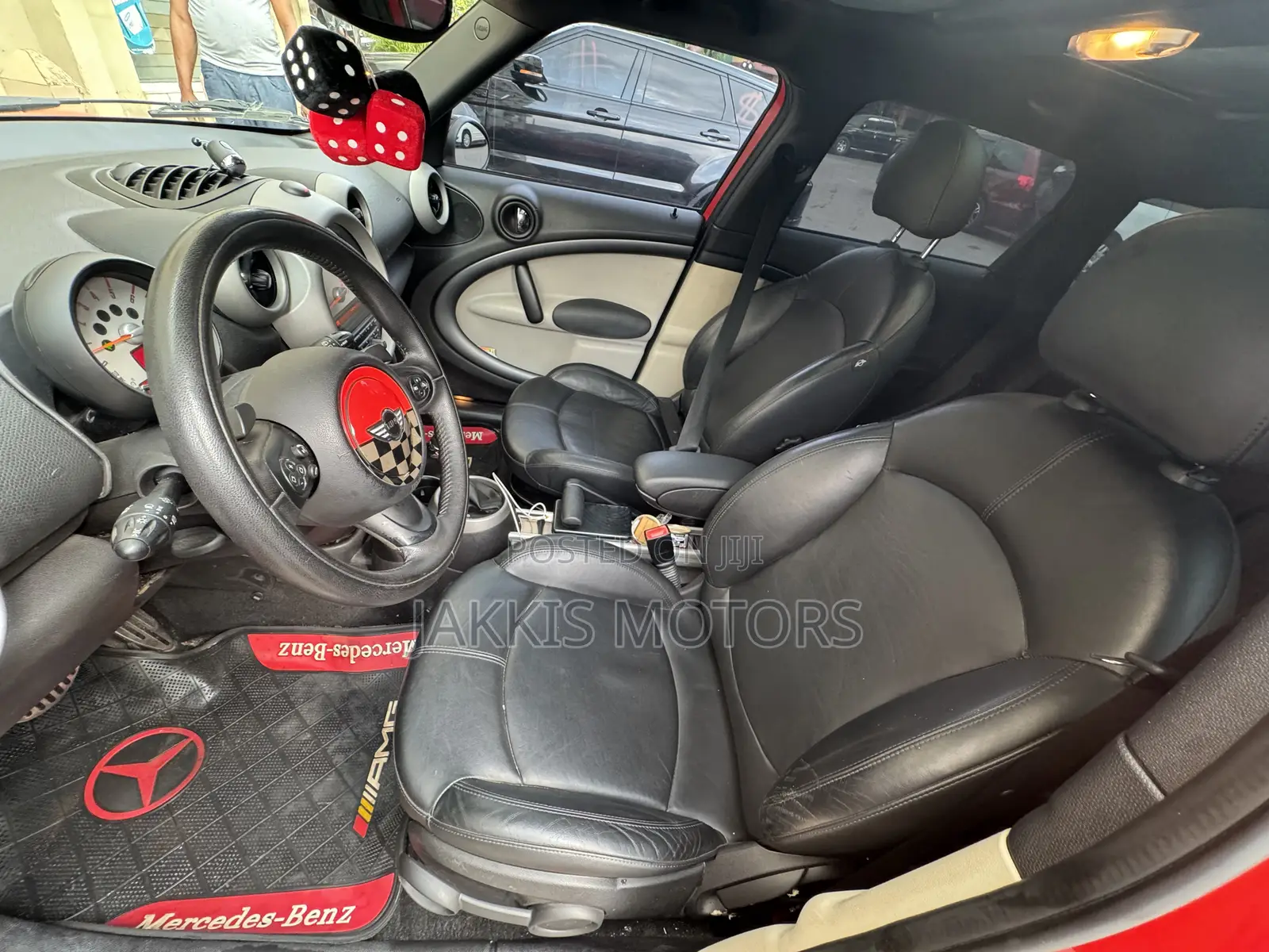 Mini Mini 2012 Red