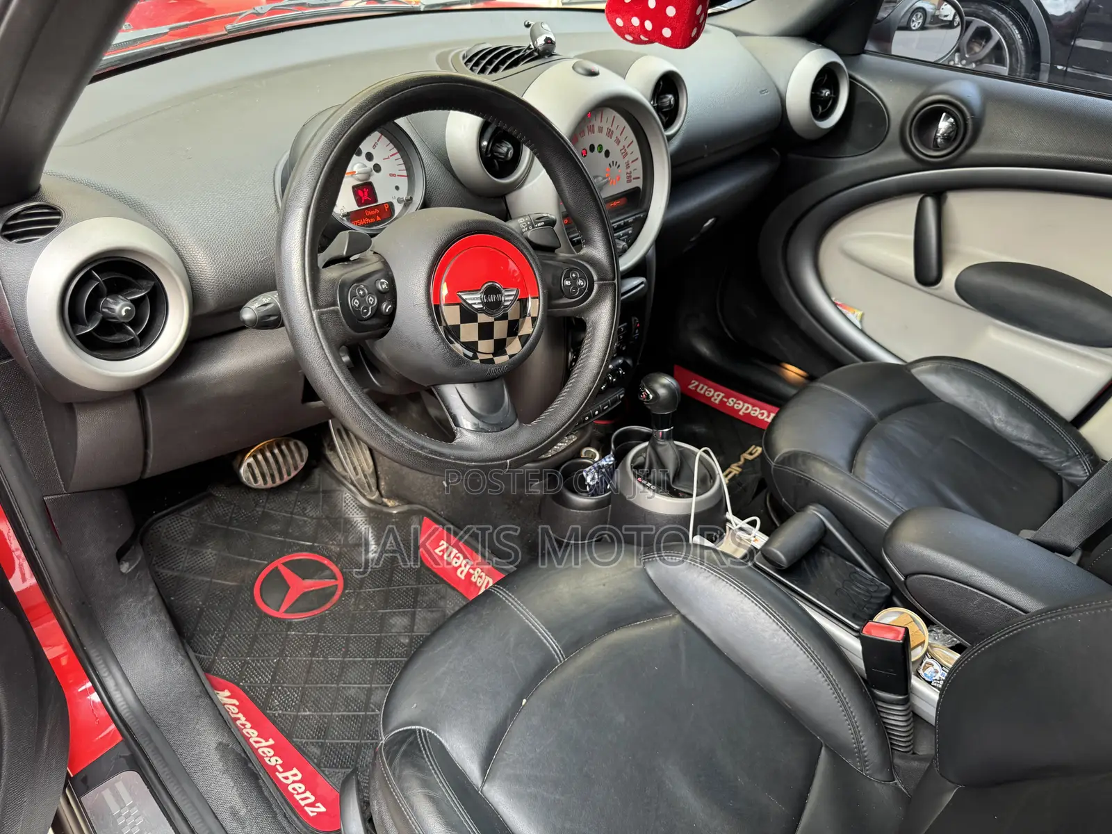 Mini Mini 2012 Red