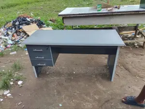 Office Tables/Desk