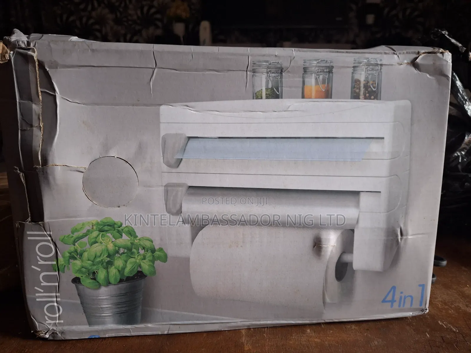 Tissue Holder