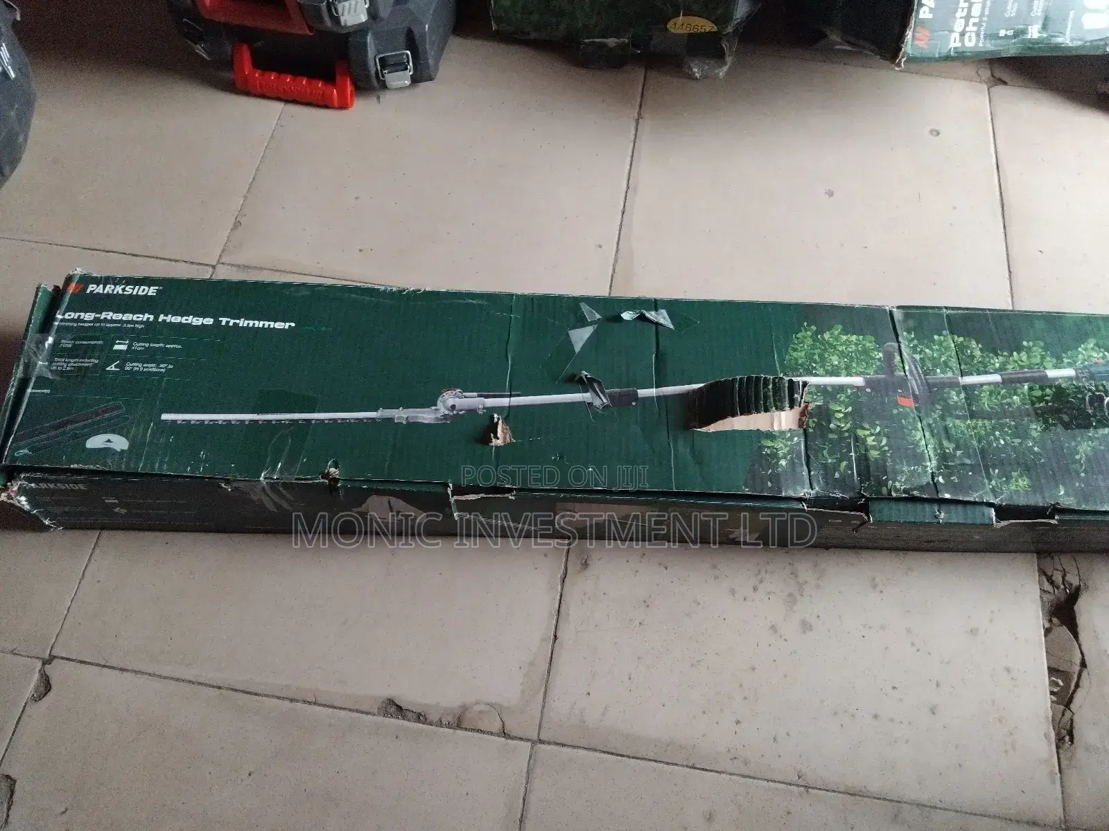 Long Reach Hedge Trimmer