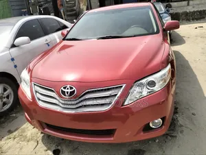 Toyota Camry 2011 Red