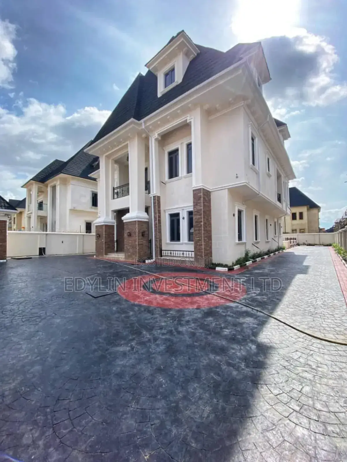 7 Bedroom Mansion