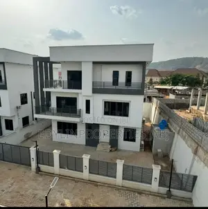 5 Bedroom Luxury