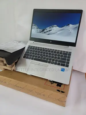 New Laptop HP EliteBook 820 12GB Intel Core i5 SSD 1T