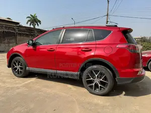 Toyota RAV4 SE AWD (2.5L 4cyl 6A) 2016 Red