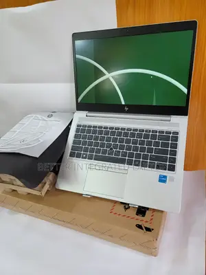 New Laptop HP EliteBook 820 32GB Intel Core i5 SSD 1T