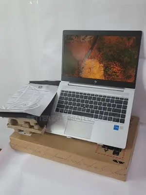 New Laptop HP EliteBook 850 32GB Intel Core i5 SSD 256GB