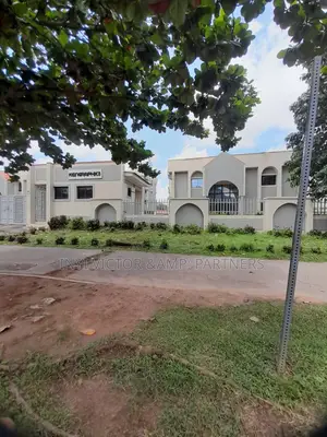 Commercial Office Complex