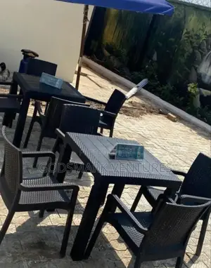 Outdoor Set by 4 Seater (1 Table,4 Chairs)