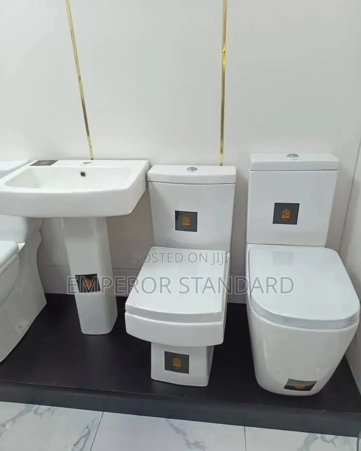 White Mini Set Water Closet WC Executive