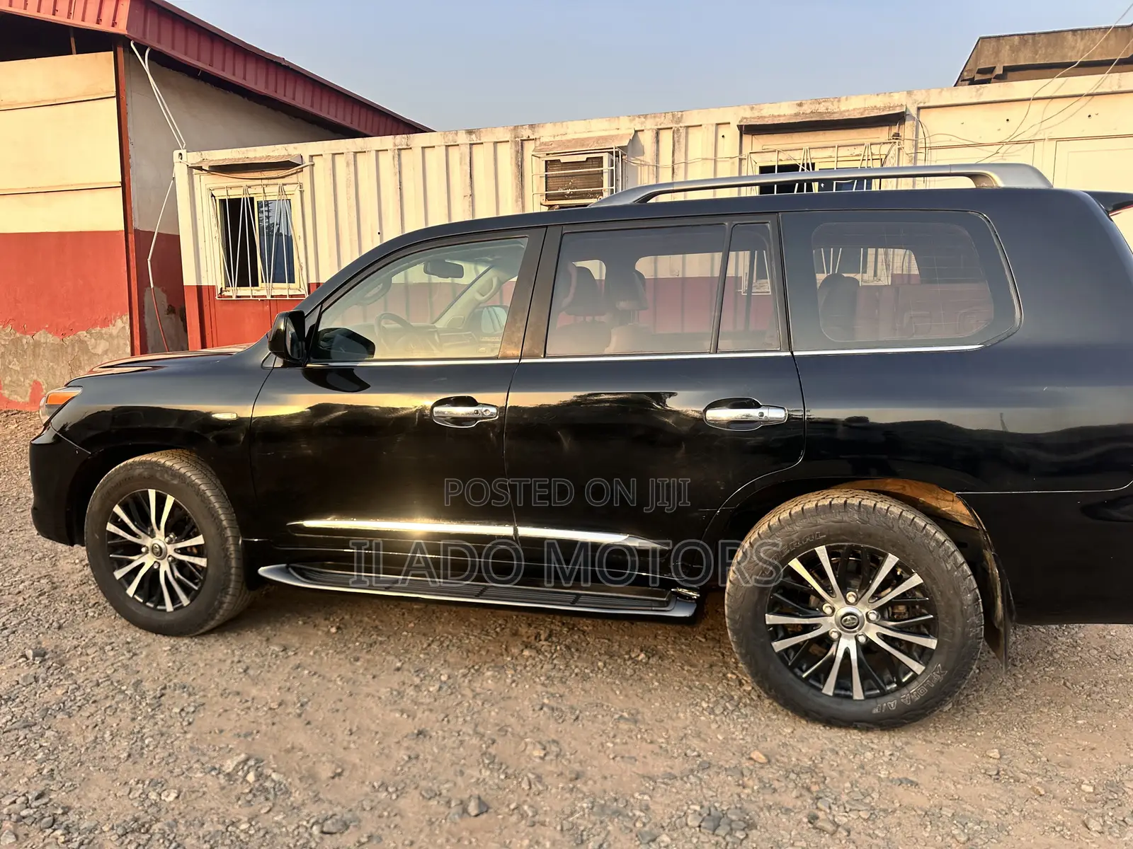 Lexus LX 570 2011 Black