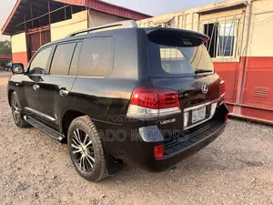 Lexus LX 570 2011 Black