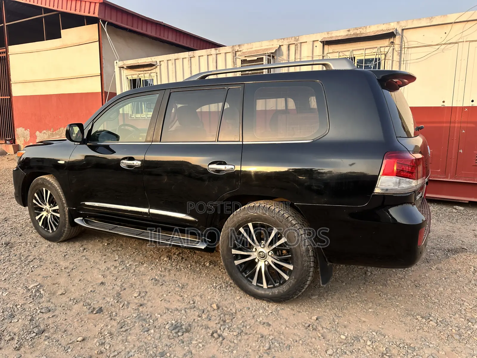 Lexus LX 570 2011 Black