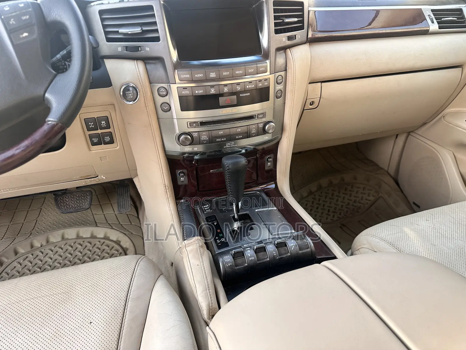 Lexus LX 570 2011 Black