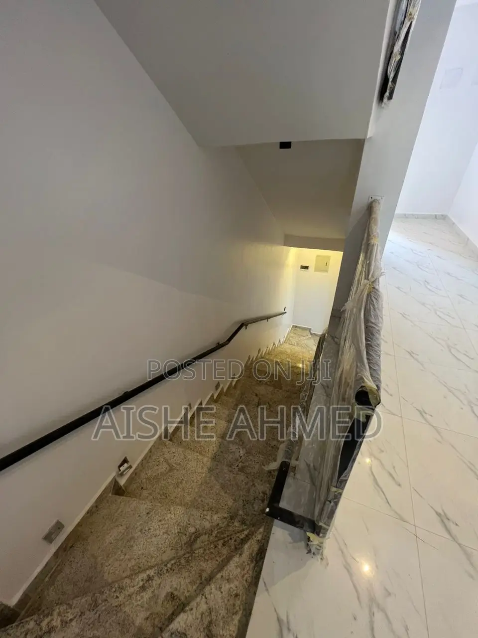 5bdrm Duplex in Jahi for rent