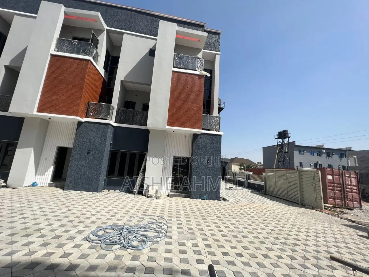 5bdrm Duplex in Jahi for rent