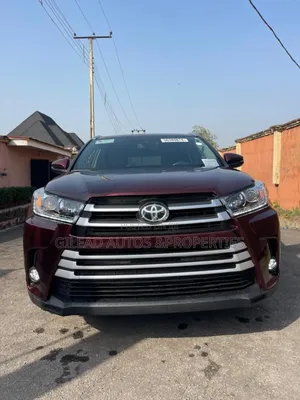 Toyota Highlander XLE 2019 Burgundy