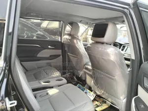 Toyota Highlander 2015 Black