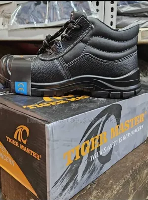 Tiger Master Safety Boot