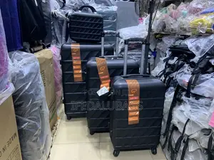 Black Colour Plastic Set With Kit