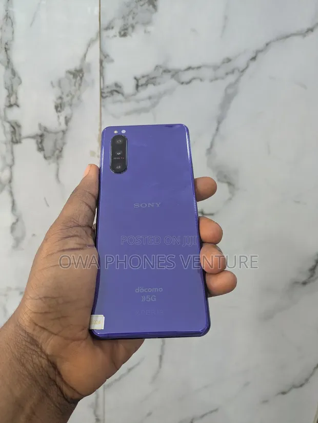 【お値下げ中】SONY docomo 5G パープル お値下げ中】SONY docomo 5G パープル