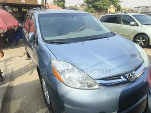 Toyota Sienna XLE Limited AWD 2006 Blue