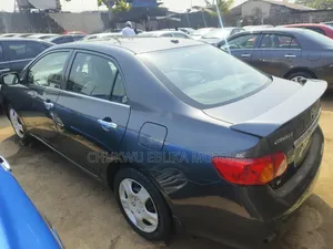 Toyota Corolla 2010 Gray